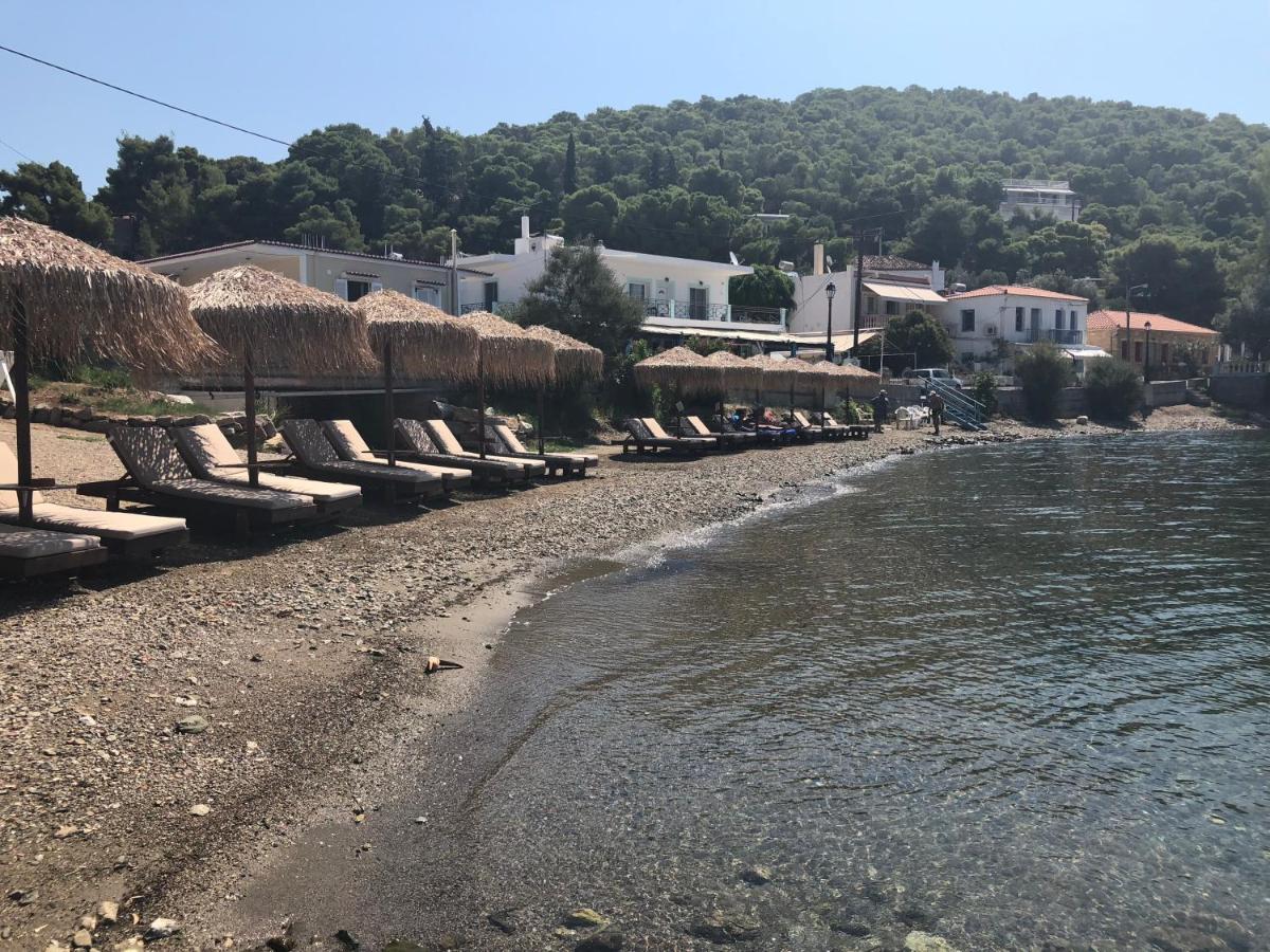 Helen Hotel Poros Town Exterior foto
